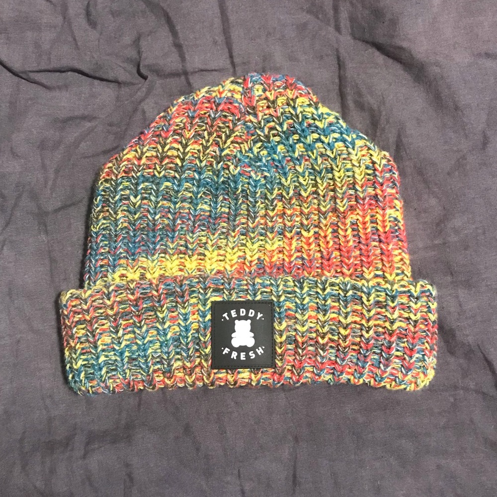 TEDDY FRESH knit beanie